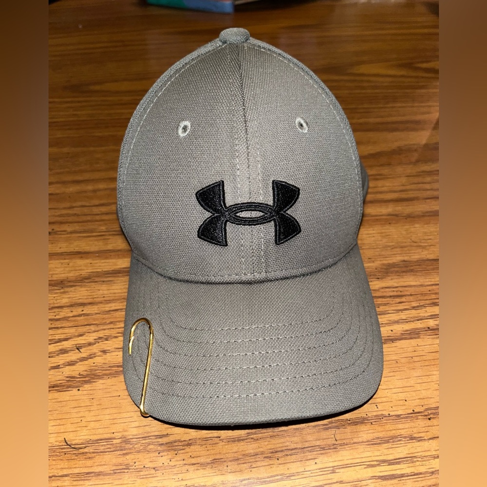 Under Armour youth ball cap